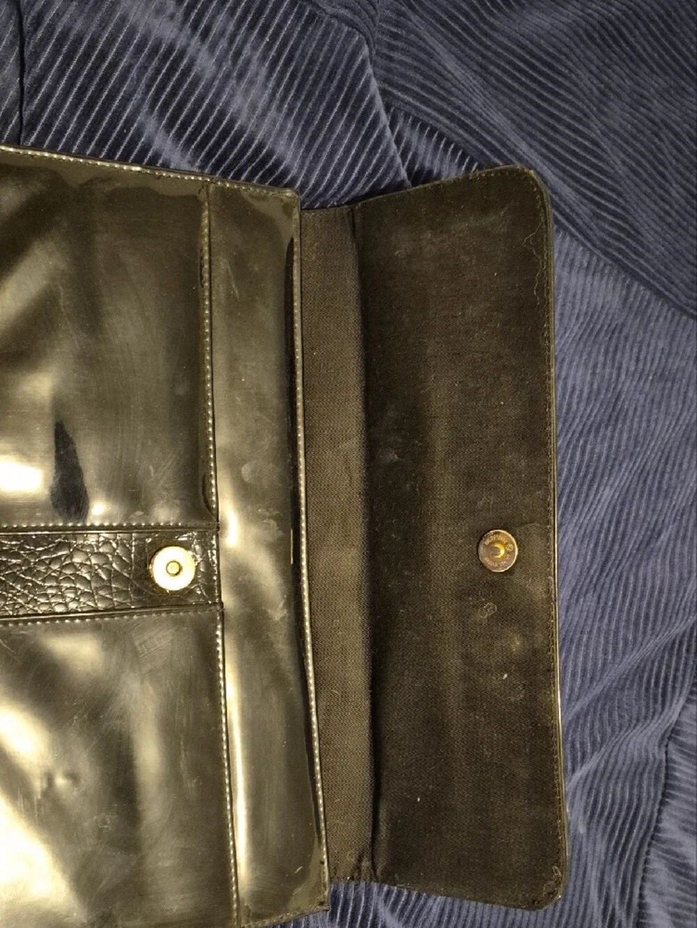 Men's Black Leather Briefcase with Croc-Texture Trim